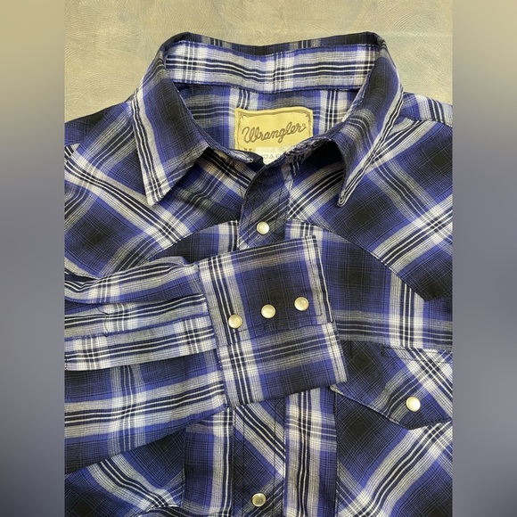 Wrangler Western Pearl Snap Womens Blue Plaid Cowboy Rodeo Shirt Collared Med - Picture 1 of 12
